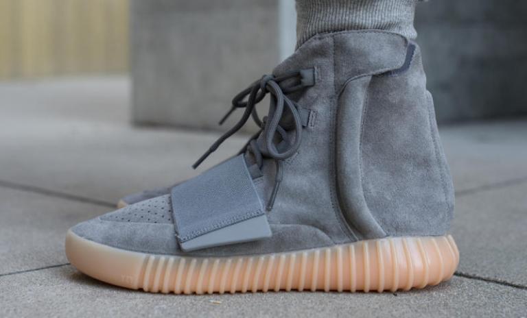grey-gum-yeezy-750-03_o8cx9c.jpg